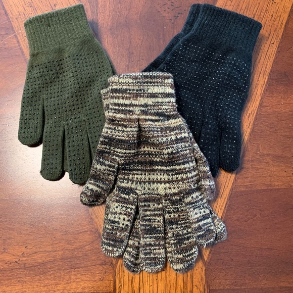 3 Pairs of Women’s Stretch Gloves - Picture 1 of 1